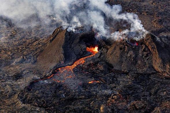 Inflation at Svartsengi continues, eruption risk rises toward autumn