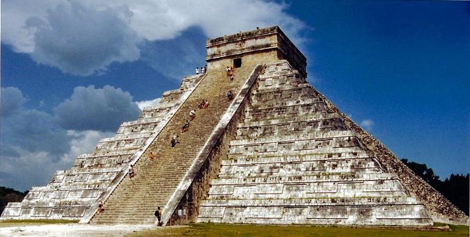 Images from my Photographic Artwork Portfolio can be purchased from my Pixels website at reasonable prices as prints or displayed on various products.

Chichén Itzá is a complex of Mayan ruins on Mexico's Yucatán Peninsula.

#Photography  #FineArtPhotography #BuyIntoArt  #AYearForArt #print #photography #mastodon 

https://john-hughes-photographic.pixels.com/featured/chichen-itza-john-hughes.html