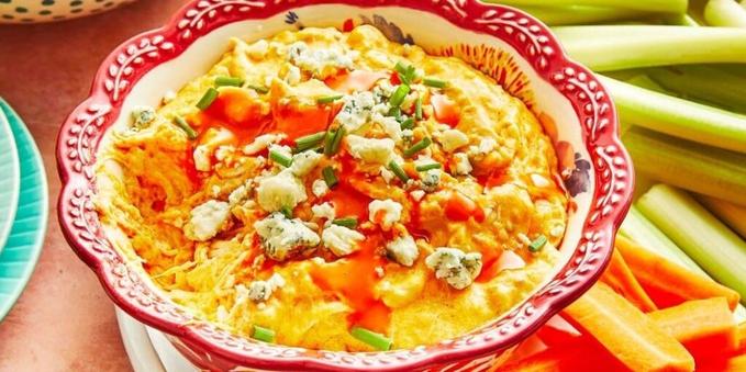 35 Easy Crock-Pot Appetizers to Make in Your Slow Cooker