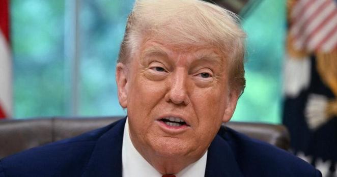 La saga James Bond exemptée de taxes douanières par Donald Trump