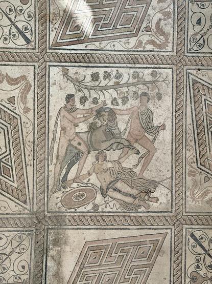 A well-preserved Roman floor mosaic discovered in the early 20th century. Depicts the myth of Dirce, a rare and detailed example of Roman domestic art. Located near the Chapel of St. Mary Formosa, it reflects the artistic and cultural refinement of Roman Pula.