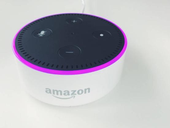 Photo AI phone assistants