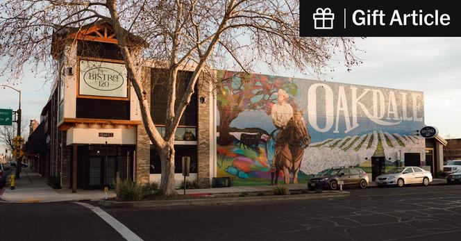 As time has gone on, traditional news outlets in Oakdale, Calif., have slowly disappeared.