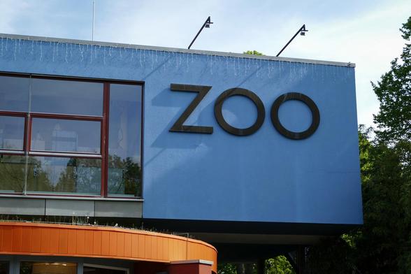 Der Eingang zum Zoo Dresden
