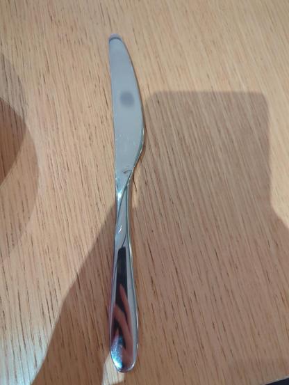 a normal knife like you use for lunch