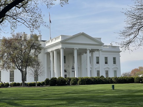 A White House 
