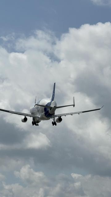 The same plane but from the back after it passed over me 