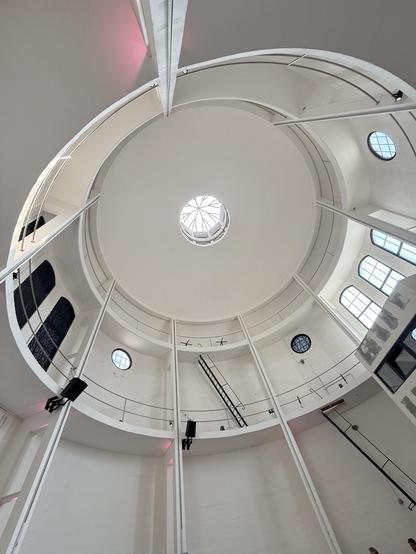 A very round building 