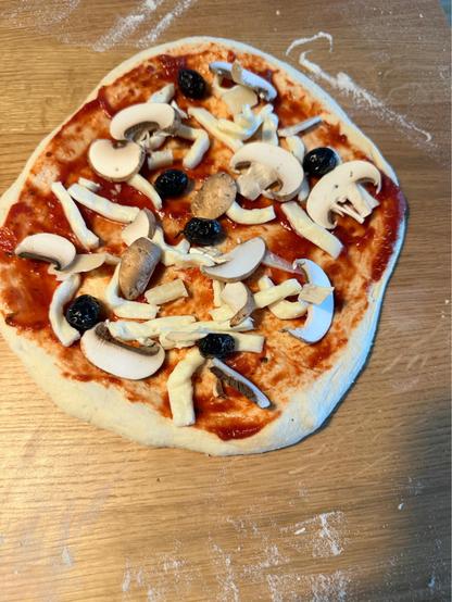 Raw pizza