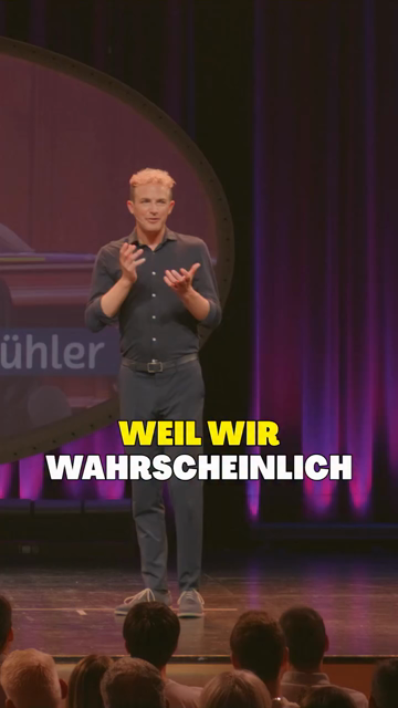 Video von Michael Elsener: So absurd komisch definiert Christoph Blocher „Neutralität“ in seinem Vortrag.