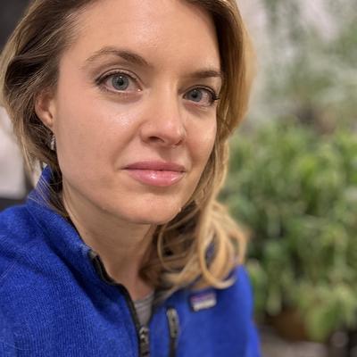 vicky@theforkiverse.com