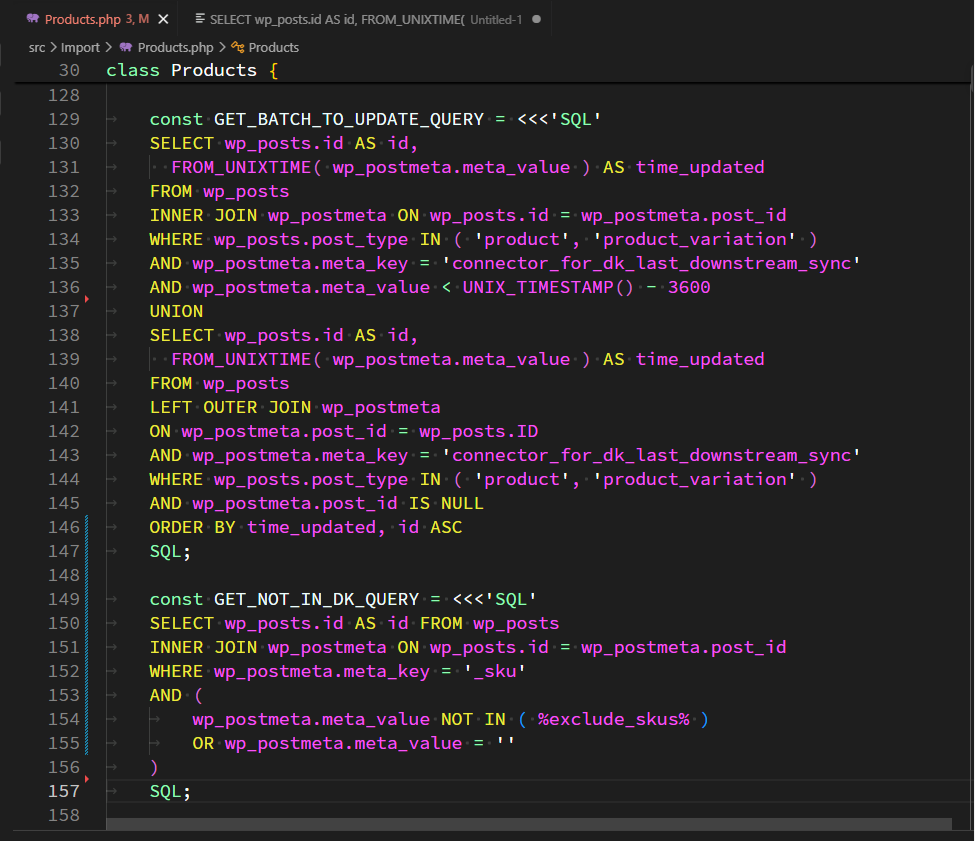 Two SQL queries in a PHP class, shown in Visual Studio Code.
