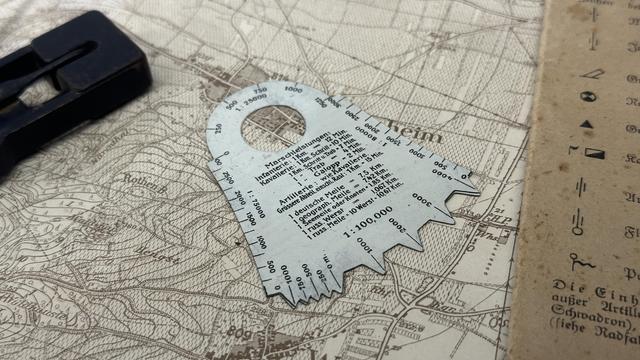 Map tool that has a conversion chart for marching times and distances. 1 deutsche Meile is marked as 7.5 km and a geographic Meile is 7.42 km.