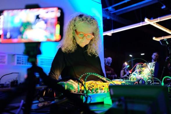電子音楽のパイオニア、ジル・フレイザーとモーリー・ロバートソンのトーク・イベント開催 - News - OTOTOY