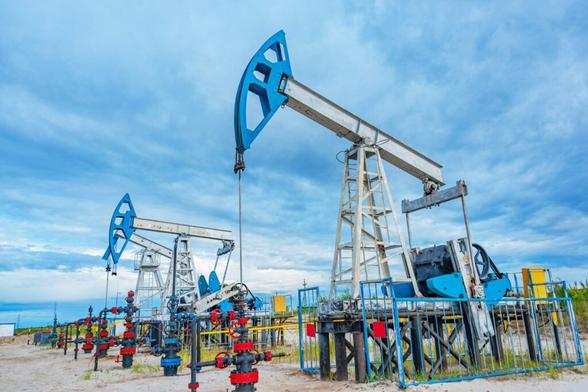 Crude Oil Falls Over 3%; Philip Morris Earnings Top Views - Charles & Colvard (NASDAQ:CTHR), Check Point Software (NASDAQ:CHKP)