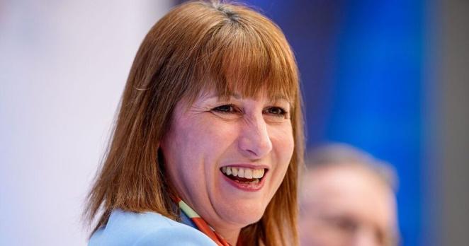 Rachel Reeves threatens pensions with huge shake-up: 'Arms behind our | Politics | News