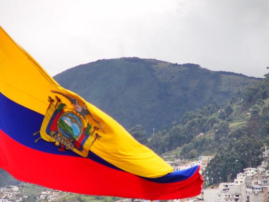 Symbolbild: Die Flagge von Ecuador. Foto: Yamil Salinas Martínez