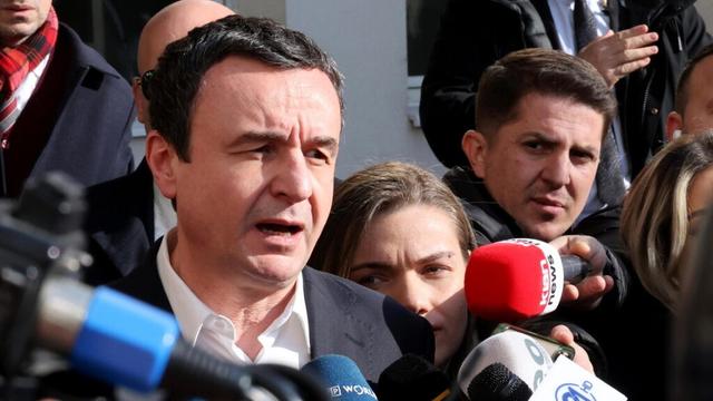In Kosovo new black smoke for head of new parliament - News