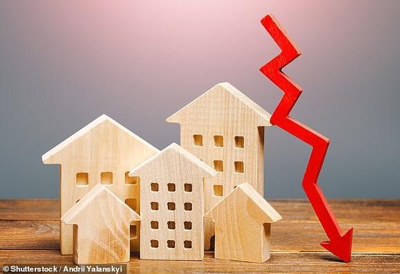 Interest rates are set to decrease at their fastest rate since the 2008 financial crisis, economists have predicted (Stock photo)
