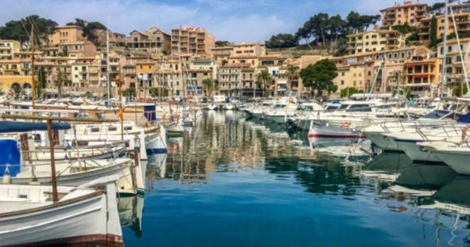 Spain's pretty little town so overrun with tourists locals say it's now a 'theme park' | World | News