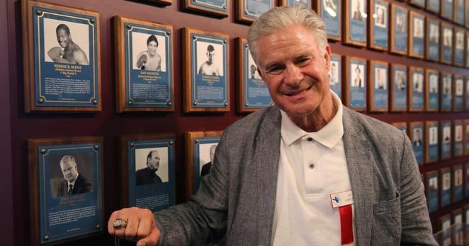 How Jim Lampley fell in love with boxing and became its voice