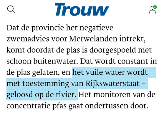 Dat de provincie het negatieve zwemadvies voor Merwelanden intrekt, komt doordat de plas is doorgespoeld met schoon buitenwater. Dat wordt constant in de plas gelaten, en het vuile water wordt − met toestemming van Rijkswaterstaat − geloosd op de rivier. Het monitoren van de concentratie pfas gaat ondertussen door.