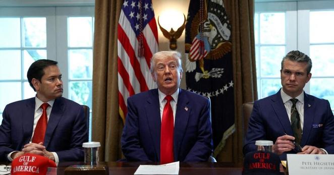 Donald Trump assure que l'économie va décoller mais reconnaît un risque de récession