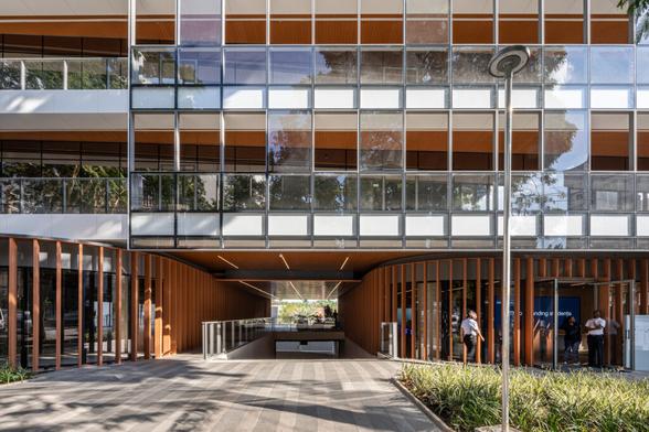 Link School of Business / Perkins&Will