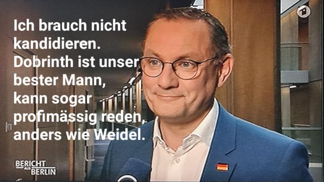 Krupalla mit spruch: 
Ich brauch nicht
kandidieren.
Dobrinth ist unser
bester Mann,
kann sogar
profimässig reden,
anders wie Weidel.