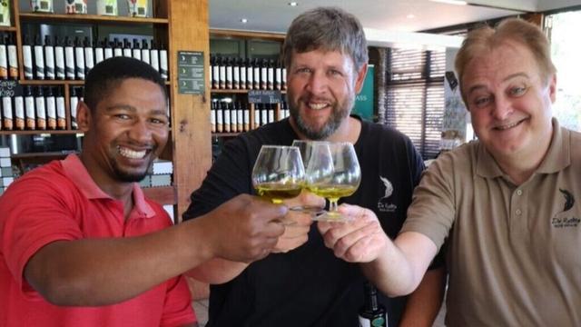 De Rustica does it again with a top global olive oil award