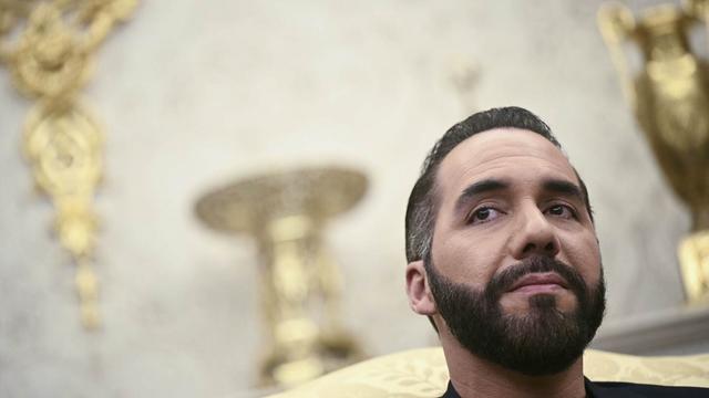 El Salvador president orders arrest of of bus company heads for defying free transport order