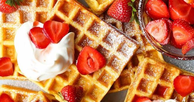 12 Mother's Day Breakfast & Brunch Recipes To Serve Mom In Bed
