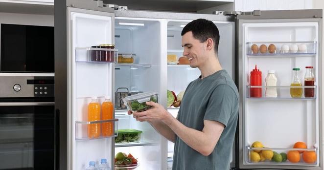 Nutritionist says never keep 4 foods in the fridge - they turn 'toxic'