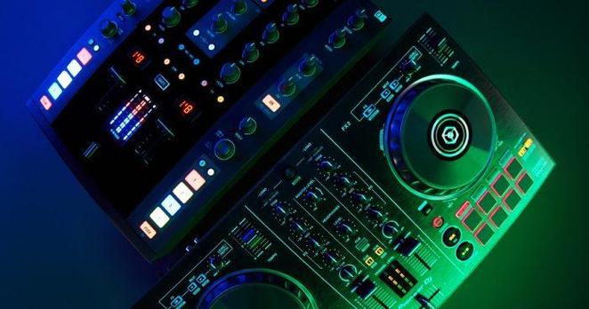 Serato DJ Pro 3.3.2 hardware support RB Z2