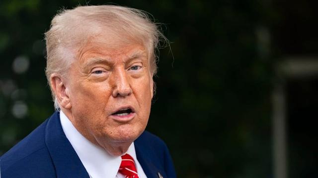 Trump droht Russland UND Ukraine mit Sanktionen: Er fordert 30-Tage-Waffenruhe | Politik