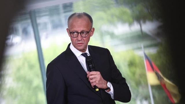 Merz will offenbar „nationale Notlage“ ausrufen – Bundesregierung dementiert