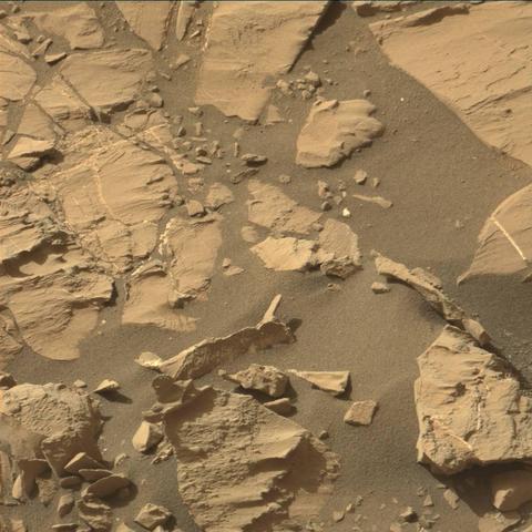 Rover: Curiosity

Earth date: 2016-08-15

Sol: 1431