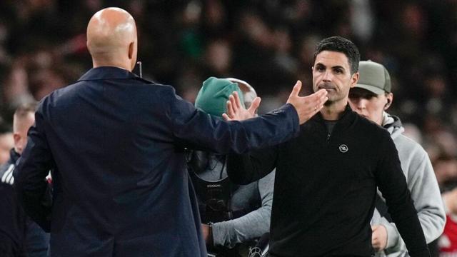 Arteta jibes Arne Slot as Liverpool boss handed 'platform' while Arsenal 'knew' they would fail this season