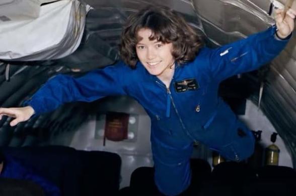 Astronaut Dr. Anna Lee Fisher became the first women who was a mother to fly to space in Nov 1984.
