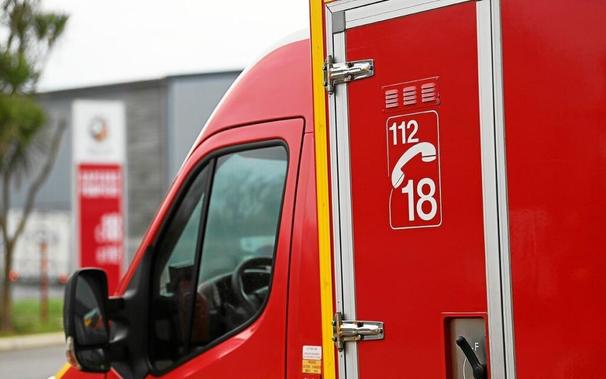 Ille-et-Vilaine : un véhicule hybride prend feu près d’une salle des sports