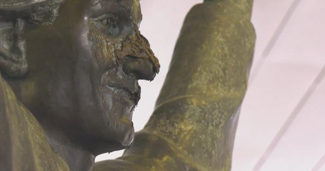 The Wayne Gretzky statue in Edmonton was smeared with feces on March 21, 2025. (Evan Klippenstein/CTV News Edmonton)