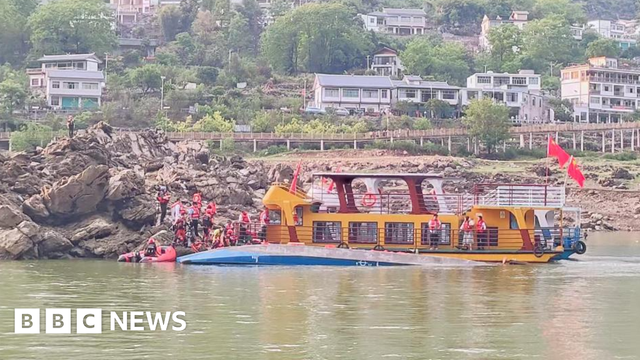 Rescue authorities at the scene in Qianxi city