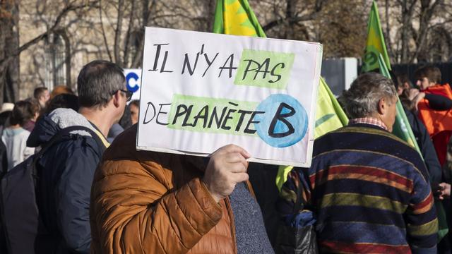Une manifestation pour dénoncer l'inaction climatique, à Paris, le 12 novembre 2022.