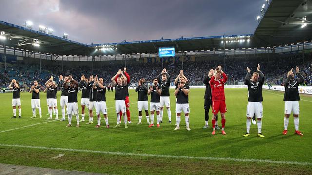 Keine Blumen und Bilder: Preußen-Zukunft liegt auf Eis | Sport