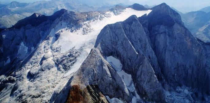 Pyrenean glaciers like the Pico Viñamala (pictured), are the last remaining traces of the frozen masses formed during the Ice Age. | Pascale Bourget/Wikimedia Commons, CC BY-SA Pyrenean glaciers like the Pico Viñamala (pictured), are the last remaining traces of the frozen masses formed during the Ice Age. | Pascale Bourget/Wikimedia Commons, CC BY-SA