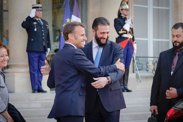 Präsident Macron empfängt Ahmed Al Sharaa am 7. Mai 2025 im Élysée-Palast in Paris. Foto IMAGO / ABACAPRESS