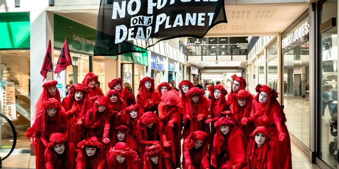 '1.5ºC Is Dead': Climate Movement Holds Funeral for Paris Agreement Target