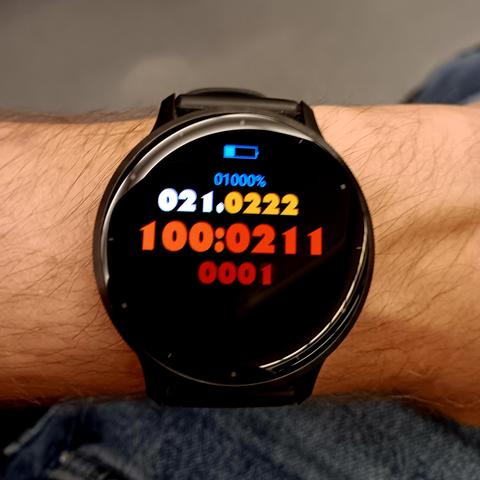 A watch with all numbers displayed in Ternary.

01000%
021.0222
100.0211
0001
