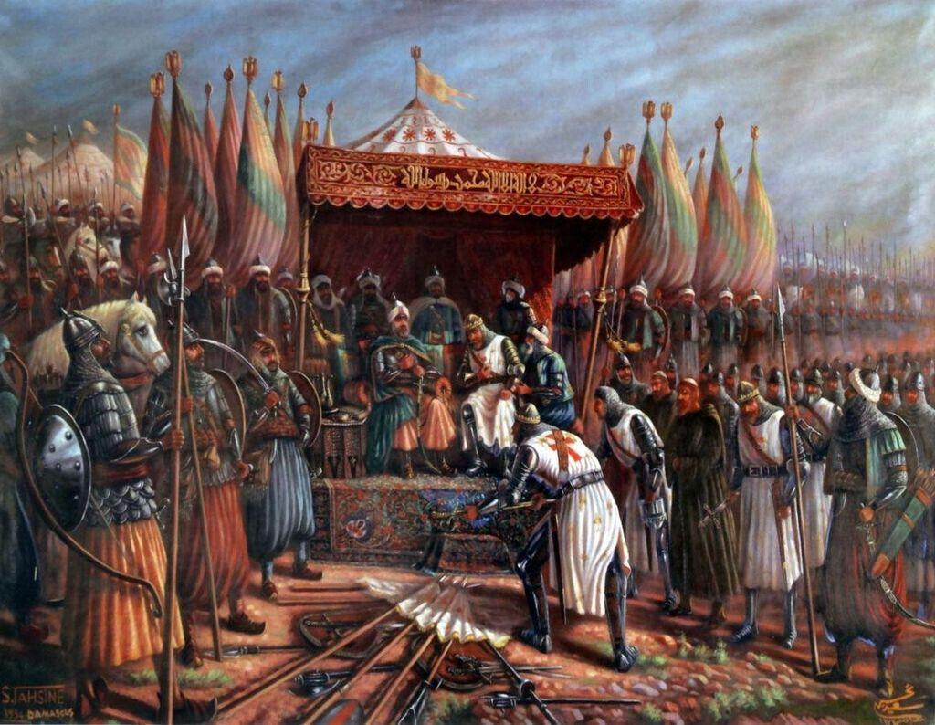 Représentation artistique représentant Saladin acceptant la reddition de Guy de Lusignan. La scène se déroule en plein air avec des tentes et des bannières colorées en arrière-plan. Des croisés sont en train de déposer leurs armes au pied de Saladin, assis dans sa tente.