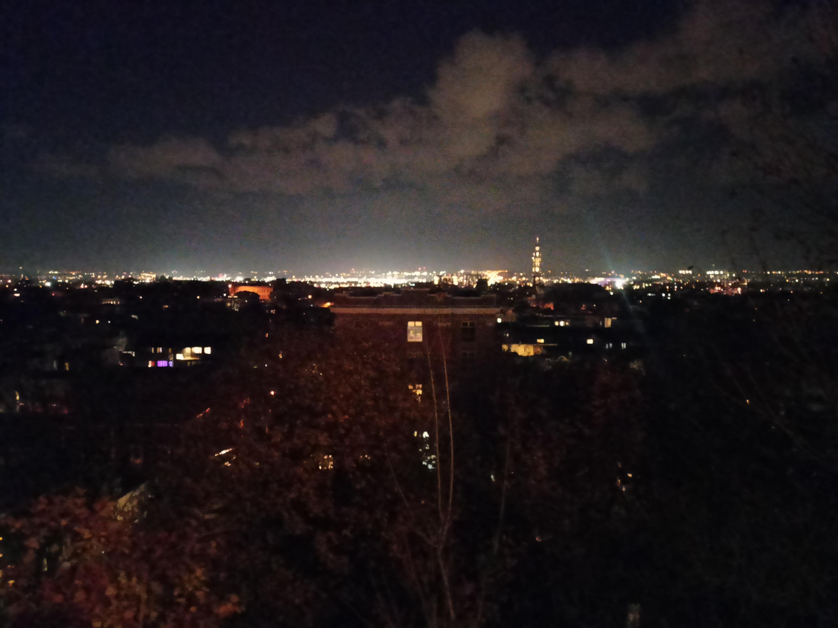 Night panorama of Québec City